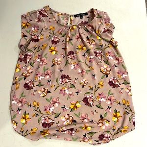 Women’s Sleeveless Top, Size S